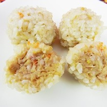 【晶瑩剔透】飽滿內餡珍珠丸
