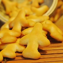 [大合購] 飛機數字餅乾 ✥ 超濃牛奶餅乾，回顧古早味的兒時風味