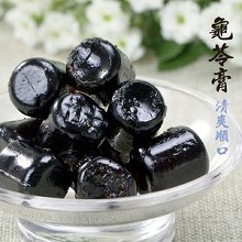 《惠香》紅棗軟糖跟龜苓膏軟糖，養生糖果