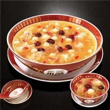 [大合購] 鬍鬚張銀耳蓮子湯 ◐ 口味特殊含豐富膠質 招牌之甜點