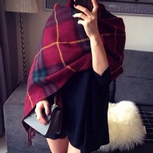 [大合購] 保暖雙色口袋披肩◕ 明星英倫風 獨特的雙色設計!