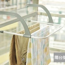 [大合購] 多功能折疊曬衣架 ▼ 無需安裝 輕鬆掛取