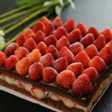 【新巧屋】巧克力草莓爆多蛋糕