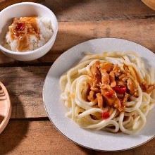 [大合購] PONO波妹方便麵 ❖ 多樣異國麵食，也有純醬包