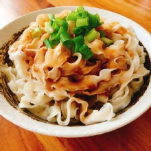 [大合購] 八口田椒麻花生拌麵 ❖ 唇齒留香 回味無窮