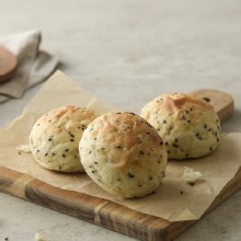 【17號穀倉】湯種餐包-鮮奶亞麻