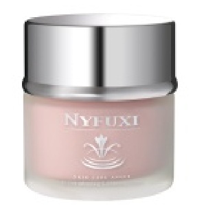 瞬間嫩白清透精華80ml（贈送）