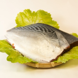 澎湖巴鰹 (又稱花煙是澎湖海鮮中唯一媲美黑鮪魚的魚種)