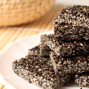 台灣製!老師傅養生手工黑芝麻軟糖