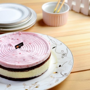 【3Q專業烘焙】6吋草莓慕斯提拉米蘇