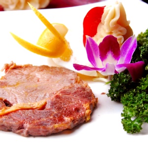 【黃金比例】澳洲YS頂級榖飼雪花嫩肩牛排