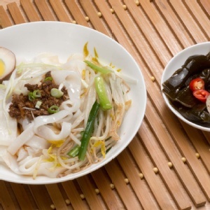 [主購禮] 單筆訂單金額滿1200元贈粄條一包(口味任選)