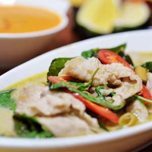 綠咖哩椰汁系列