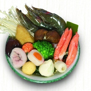 日式柴魚昆布湯底+海鮮鍋物燉+烏龍麵 特價：$79