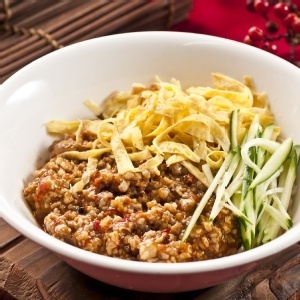 魚香燥麵 特價：$48