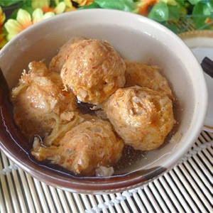 韓式泡菜貢丸(小辣)