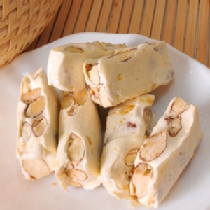 台灣製! 台灣製! 老師傅蔓越莓杏仁牛軋糖