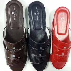 [主購禮] 滿1800元贈95元拖鞋1雙