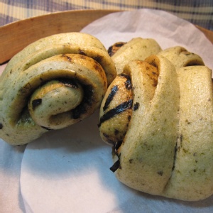 野蠻頭--海苔玫瑰鹽花捲