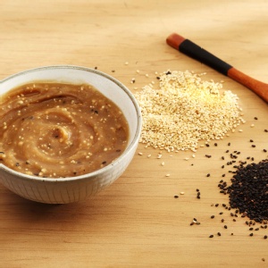 [主購禮] 滿20份送双色芝麻麵茶一包