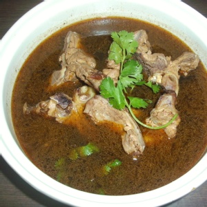 麻辣龍骨煲1人份