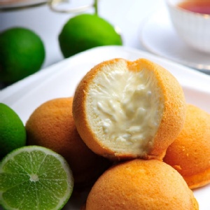 蛋糕工廠-檸檬奶油蛋糕泡芙蛋糕