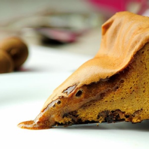 凹蛋糕-黑糖桂圓 特價：$215