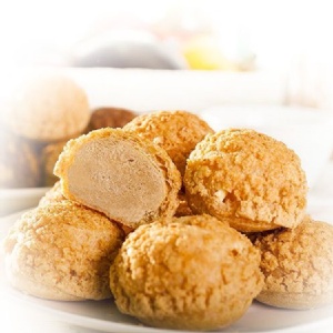 【豆穌朋】咖啡泡芙 特價：$105