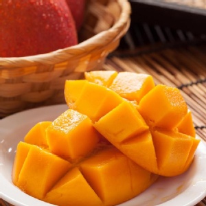 屏東枋山愛文芒果 特價：$39