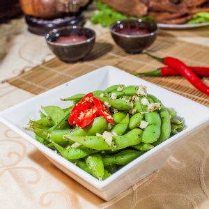 蒜味毛豆 特價：$30