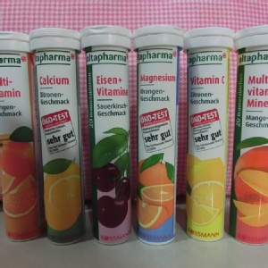 [主購禮] 滿1300元送發泡錠1條