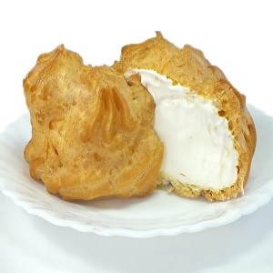 午茶點心-香草冰淇淋泡芙