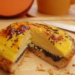 櫻瑛美代子 北海道冰鎮乳酪派 (芝麻冰霜夾心)