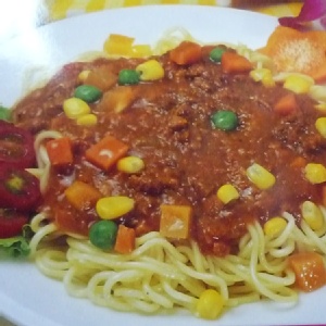 蕃茄義大利醬+麵 特價：$18