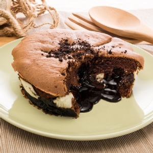 重焙嫩蛋糕(巧克力) 特價：$100