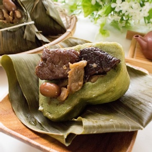 【富品家】碧綠粿粽 (單顆) 特價：$38