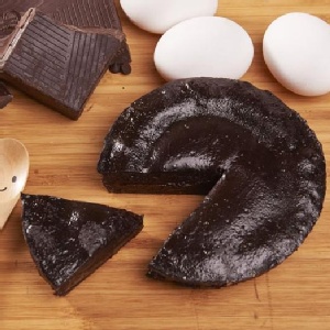 【頂級享受】黑武士特濃100%生巧克力蛋糕