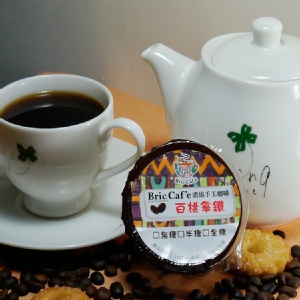 Bric 濃縮白桃風味拿鐵