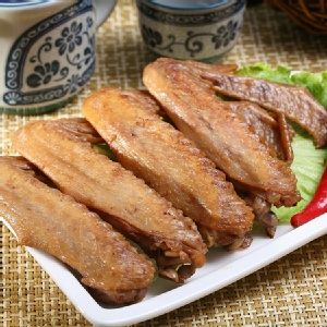 【阿囉哈滷味】鴨翅