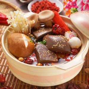 【老木麻辣鴨血】老木麻辣鴨血煲-火鍋鍋底包 特價：$100