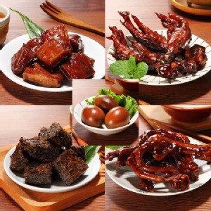 [主購禮] 滿3000元以上，贈豆干.雞爪.鴨血糕.滷雞蛋.鴨腳任選三盒