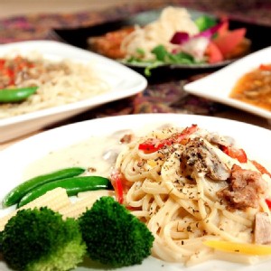 【PONO波妹方便麵】奶油培根醬麵 特價：$45