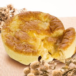 【山田村一】起士乳酪凹蛋糕 特價：$100