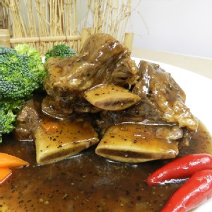 經典黑胡椒風味牛小排