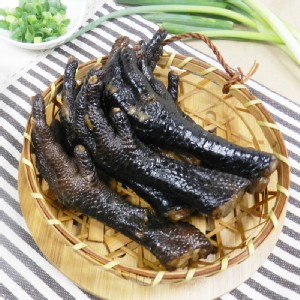 1元加購-主廚特調醬汁秘滷土雞腳