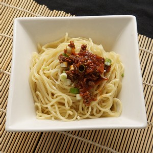 川味麻辣肉燥拌麵