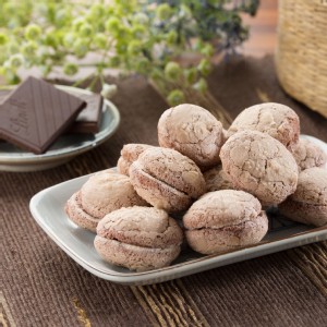 【滋養軒】 巧克力雪白夾心