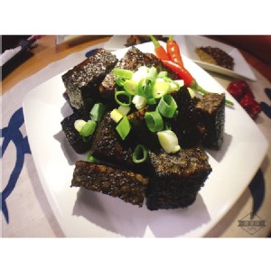 【經家味】 米血(切塊) 特價：$45