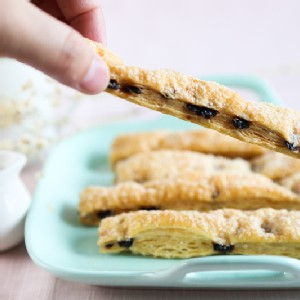 【福義軒】手工派-葡萄派/117g(葷食)