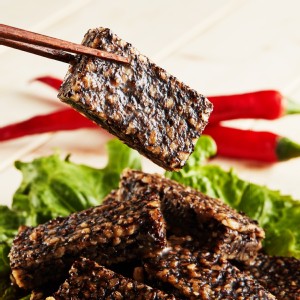 【鬍鬚林】豬血糕(非供即食 應充份加熱) (真空袋包裝)